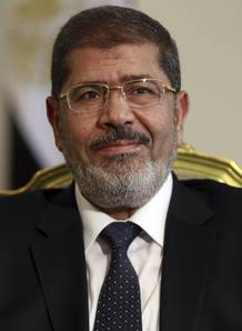 Egypt's president Mursi attends a meeting with U.S. Secretary of Defense Panetta at the presidential palace in Cairo Egypt's president Mursi attends a meeting with U.S. Secretary of Defense Panetta at the presidential palace in Cairo