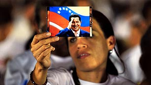 Ver v&iacute;deo  'El Ej&eacute;rcito muestra lealtad a Ch&aacute;vez, que recibe el apoyo de l&iacute;deres latinoamericanos'