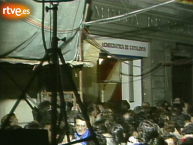 CiU gana por mayor&iacute;a absoluta las segundas elecciones catalanas en 1984