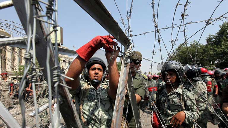 Egipto se prepara para elegir presidente en medio de un clima de alarma tras la disoluci&oacute;n del Parlamento