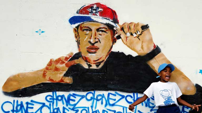 Ch&aacute;vez impulsa los programas sociales de ayuda a los pobres en la campa&ntilde;a venezolana
