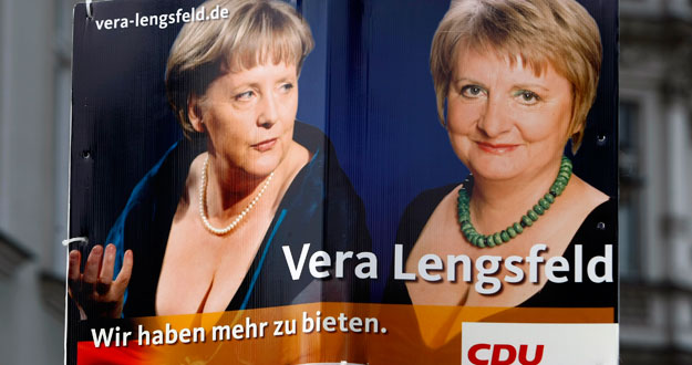 Imagen del cartel de la discordia, con Merkel y la candidata Lengsfeld.