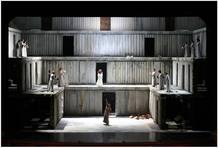 Elektra, producci&oacute;n del Teatro San Carlo de N&aacute;poles, en el Real, en 2011