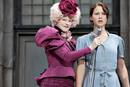 Elizabeth Banks es la exc&eacute;ntrica y chillona Effie Trinket