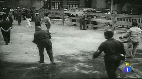 Ver v&iacute;deo  'Los encierros en blanco y negro'