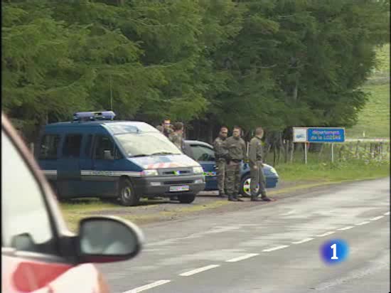 La polic&iacute;a francesa encuentra el cuarto veh&iacute;culo robado por los dos etarras que tirotearon a un gendarme