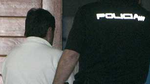 Ver v&iacute;deo  'Encuentran 600 mil euros en casa del ladr&oacute;n del c&oacute;dice calixtino'