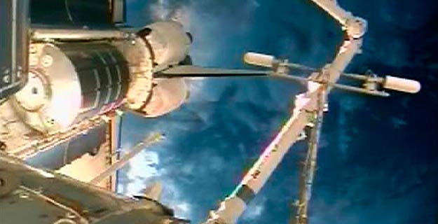 El Endeavour se acopla con la ISS