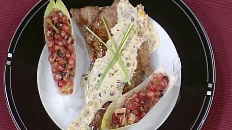 Cocina con Sergio - Entrecotes a la pimienta con salpic&oacute;n de granada