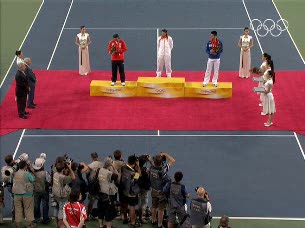 Ver v&iacute;deo  'Entrega de oro a Nadal'