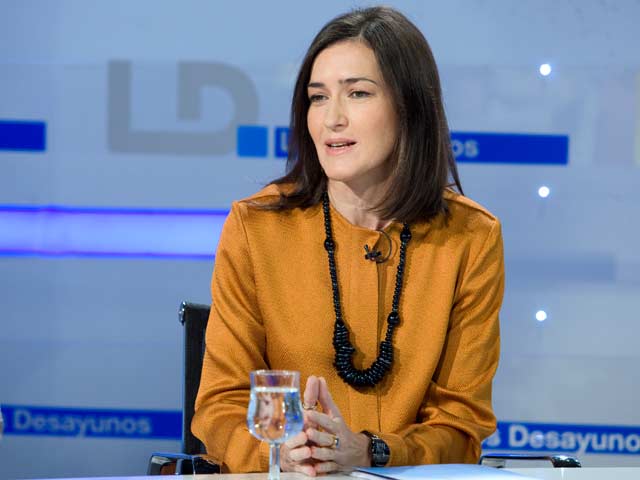 Desayunos - Entrevista a &Aacute;ngeles Gonz&aacute;lez-Sinde