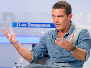 Ver v&iacute;deo  'Entrevista &iacute;ntegra a Antonio Banderas en Los Desayunos de TVE'