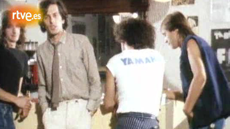 Entrevista a Le&ntilde;o en el programa 'Nuevos lenguajes, viejos campos' (1982)