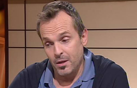 Baltasar Magro entrevista a Miguel Bos&eacute; en el programa 'De cerca' (2005).