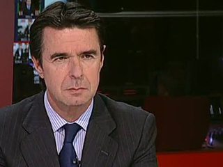 Ver v&iacute;deo  'Entrevista al ministro de Industria, Jos&eacute; Manuel Soria, en 'La noche en 24 horas''