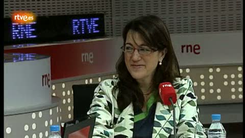Ver v&iacute;deo  'Entrevista a la portavoz del PSOE en el Congreso, Soraya Rodr&iacute;guez, en RNE.'