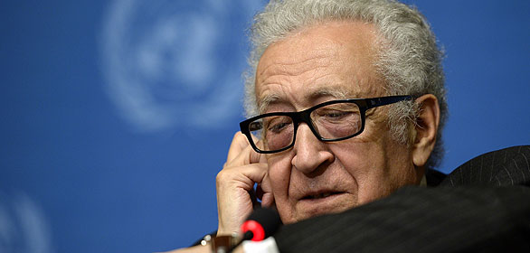El Enviado especial de la ONU para Siria, Lajdar Brahimi , durante una rueda de prensa