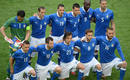 El equipo italiano posa antes de empezar el partido ante Espa&ntilde;a.