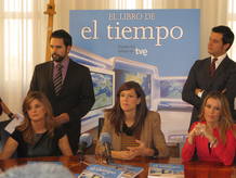 El equipo meteorol&oacute;gico de TVE ha presentado "El libro de el tiempo"