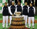 El equipo espa&ntilde;ol de Copa Davis 2004: Juan Carlos Ferrero, Carlos Moya, Rafael Nadal, Tommy Robredo y el capit&aacute;n Jordi Arrese.