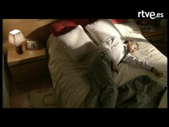 Guante blanco - Escenas eliminadas del cap&iacute;tulo 3: Valle se queda dormido
