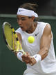 Nadal devolviendo una pelota