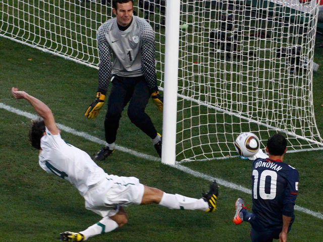 Resumen del Eslovenia 2 - 2 Estados Unidos