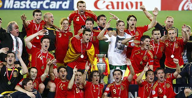 Espa&ntilde;a celebra el campeonato de Europa.