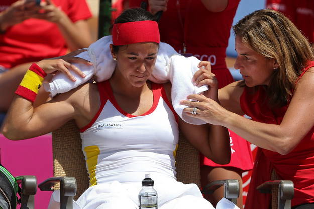 La española Silvia Soler (i) junto a la capitana del equipo, Arantyxa Sánchez Vicario La española Silvia Soler (i) junto a la capitana del equipo, Arantyxa Sánchez Vicario