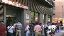 Ir al Video&nbsp;Espa&ntilde;a se sit&uacute;a a la cabeza del desempleo en Europa con un 24,6% de parados en mayo