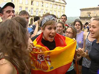 Ver v&iacute;deo  'Espa&ntilde;a se vuelve loca con la 'Roja''
