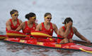 Beatriz Manch&oacute;n, jana Smidanikova, Sonia Molanes y Mar&iacute;a Teresa Portela tras quedar en cuarto lugar en los k-4 500 metros.
