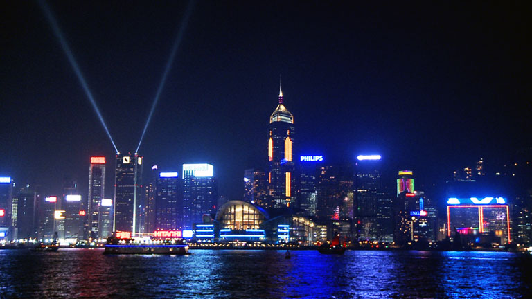 Espa�oles en el mundo - Hong Kong - Avance