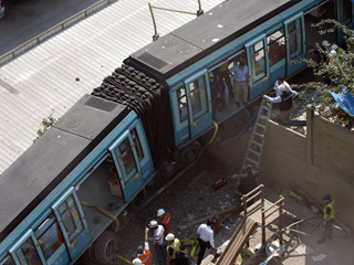 Espectacular accidente en el metro de Santiago de Chile