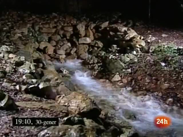 El espect�culo del sif�n natural de las Fonts de Ufanes