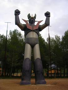 La estatua de Mazinger Z en Cabra del Camp (Tarragona)