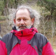 Esteban V&eacute;lez