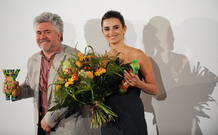 Cruz y Almod&oacute;var