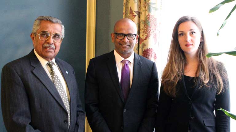 ETA est&aacute; dispuesta a hablar de desarme con los gobiernos espa&ntilde;ol y franc&eacute;s