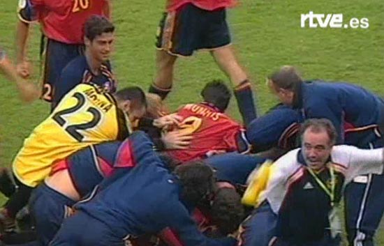 Ver v&iacute;deo  'Euro' 2000: Espa&ntilde;a 4 - 3 Yugoslavia'