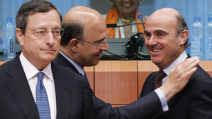 Ver v&iacute;deo  'El Eurogrupo aprueba este viernes las condiciones del rescate bancario de Espa&ntilde;a'