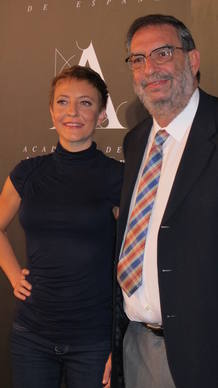 Eva Hache y el presidente de la Academia de Cine, Enrique Gonz&aacute;lez Macho