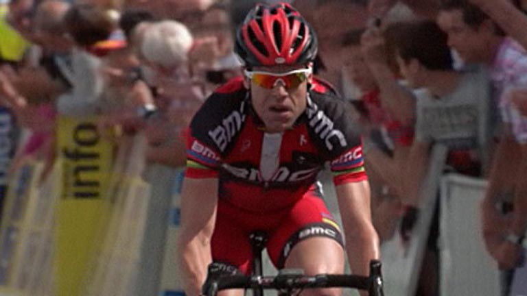 http://img.irtve.es/imagenes/evans-gana-primera-etapa-dauphine-libere/1338821255533.jpg