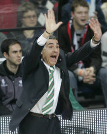 El ex entrenador del Unicaja, Sergio Scariolo, dirige actualmente el Khimki ruso.