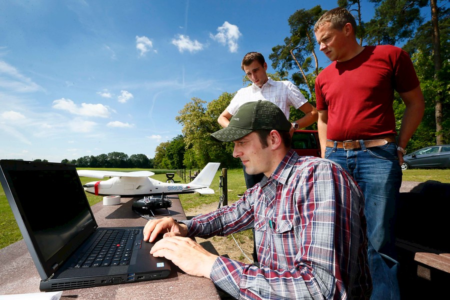 Explorando terrenos a vista de p&aacute;jaro
