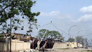 Ver v&iacute;deo  'Una explosi&oacute;n en un dep&oacute;sito de armas en la Rep&uacute;blica de Congo deja 150 muertos'