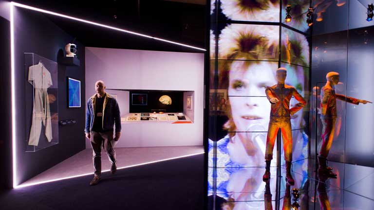 Exposición en el Victoria & Albert Museum sobre David Bowie