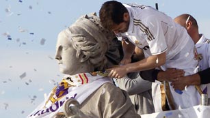 Ver v&iacute;deo  '&Eacute;xtasis del madridismo por la 32&ordf; Liga'
