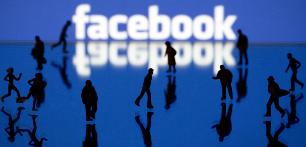 Facebook espera captar 15.000 millones de euros en su salida hoy a Bolsa