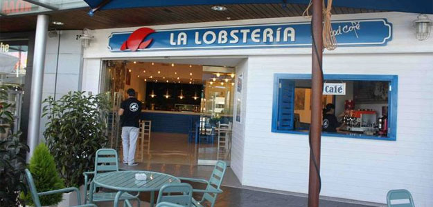 La fachada del Seafood Caf&eacute; La Lobster&iacute;a, cerca de Alcobendas